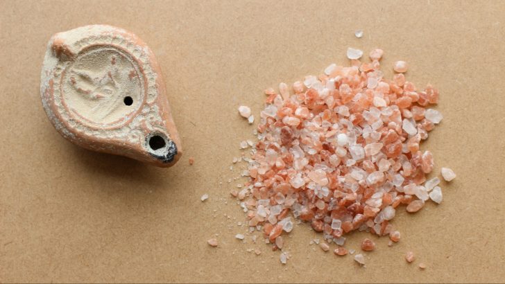 The Mystical Power of Thursday’s Salt & How to Make It