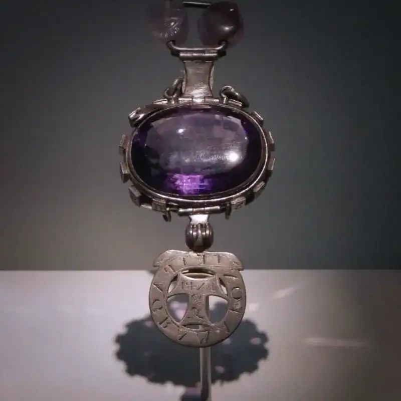 The Curse of the Delhi Purple Sapphire