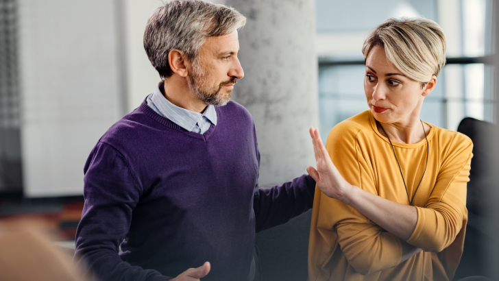 Look Out For These Common Men’s Gaslighting Phrases