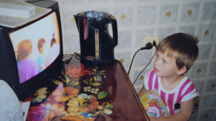 Childhood Myths From ’80s And ’90s Many Still Believe