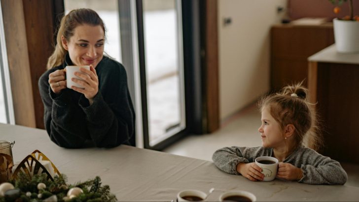 15 Empowering Life Lessons Every Mom Should Pass to Her Daughter