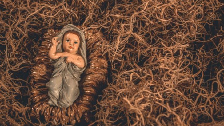 10 Christmas Myths We Were All Raised to Believe