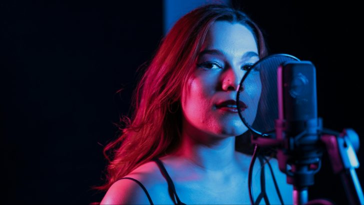 9 Hobbies That Make Women Irresistible