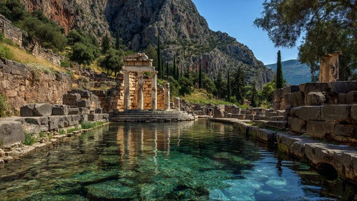 Delphi&rsquo;s Waters Are Alive Again &mdash; The Sacred Feminine Is Rising!