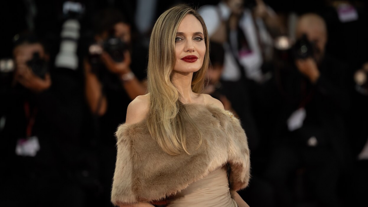 10 Famous Women Who Believe in Angels and Use Witchcraft