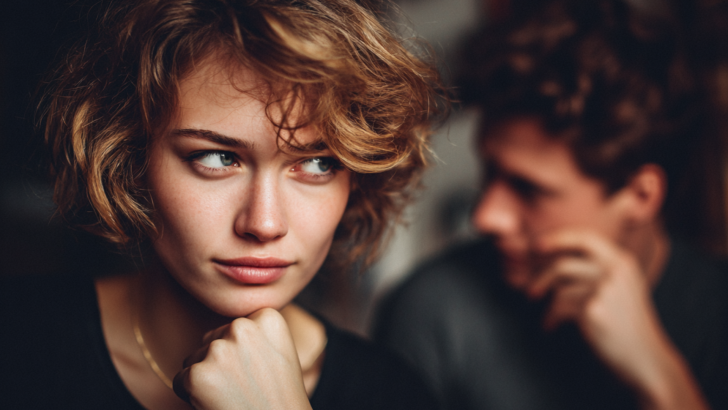 10 Female Red Flags Nobody Talks About