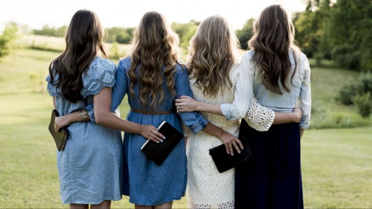 7 Simple Ways to Show Respect in Church